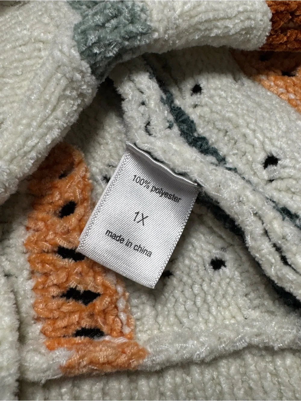 Maurices Women’s 1X (best fit XL) White Multi Color Stripe Knit Pullover Sweater